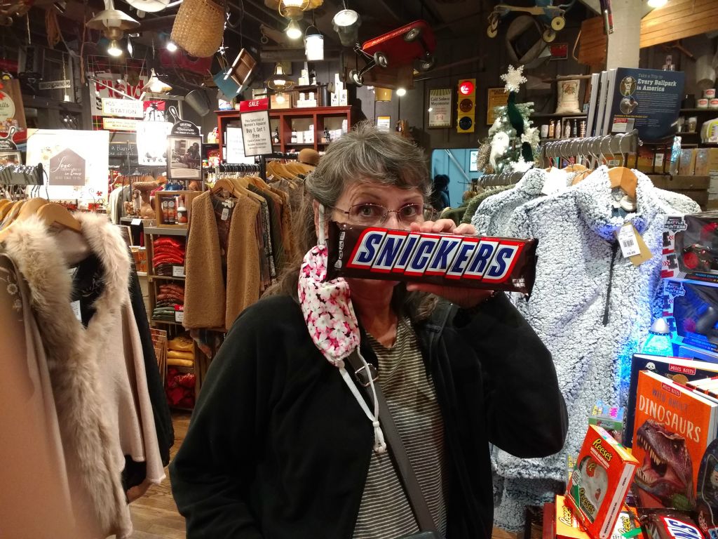 1lb (454gram) snickers bar